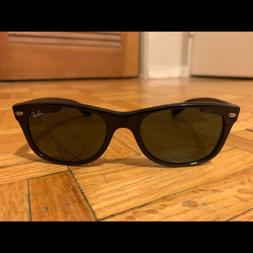Ray-Ban New Wayfarer RB 2132 Black